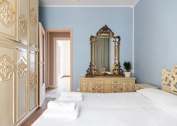 Casa Dalì Via Venezian 14